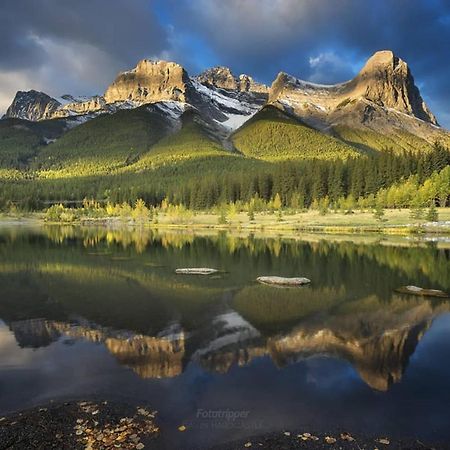 Beautiful Newly Reno 2Bdm 2 Bth Sleep Up To 6 Adults & Kids Mountain View Townhouse Suite Canmore Extérieur photo