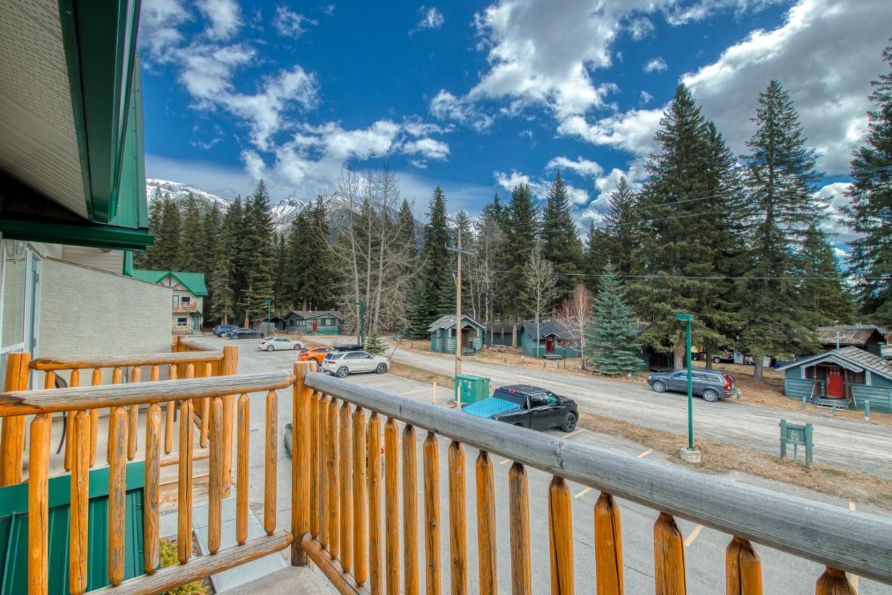 Beautiful Newly Reno 2Bdm 2 Bth Sleep Up To 6 Adults & Kids Mountain View Townhouse Suite Canmore Extérieur photo