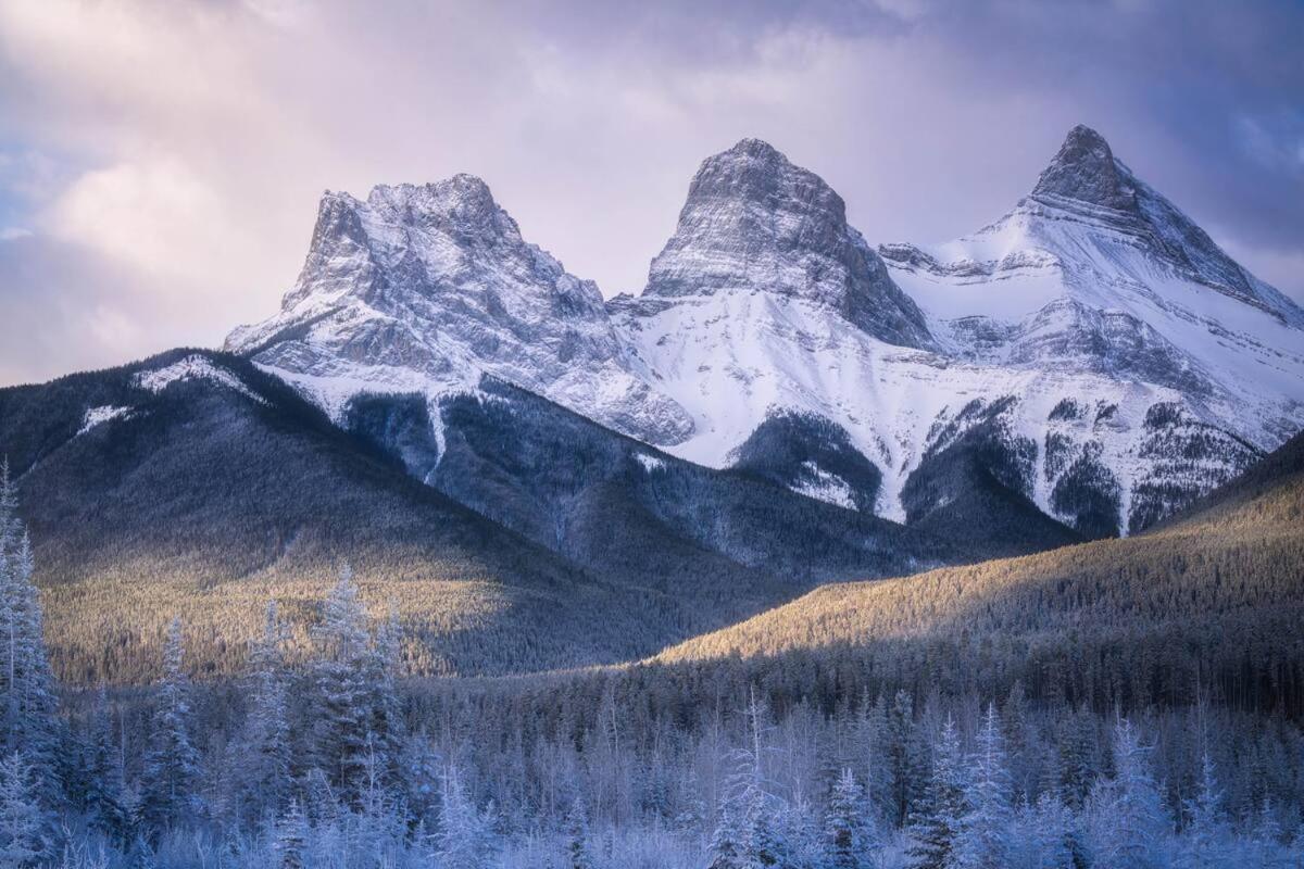 Beautiful Newly Reno 2Bdm 2 Bth Sleep Up To 6 Adults & Kids Mountain View Townhouse Suite Canmore Extérieur photo